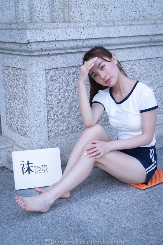 [BoBoSocks袜啵啵]NO.028 小米-运动鞋、白棉袜、裸足 12